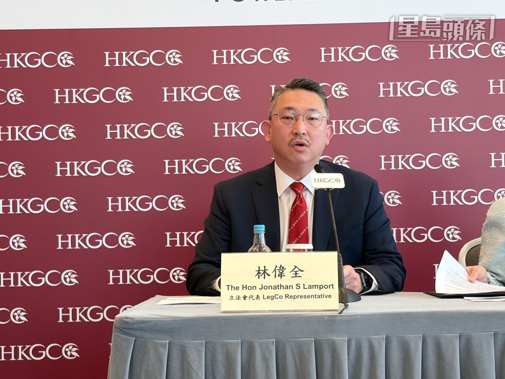 香港總商會理事、立法會議員林偉全表示，香港正處於經濟轉型及高質量發展的關鍵時刻，當中金融及貿易領域正展現日益正面的宏觀經濟指標。