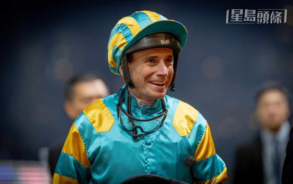 莫雅 (圖) 即將第十九次出爭浪琴國際騎師錦標賽，為本已星光熠熠的陣容更添色彩，也意味著浪琴全球最佳騎師排行榜的前四名騎師麥道朗、爭取衛冕的巴米高、布宜學及莫雅均會來港參戰。