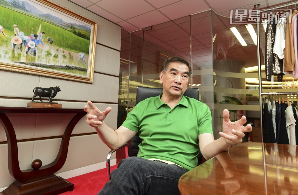 鍾國斌指「如東南亞等地因美國收重稅,無法出口庫存,便要降價轉售其他地區,香港或可買到便宜貨物」。資料圖片 鍾國斌指「如東南亞等地因美國收重稅,無法出口庫存,便要降價轉售其他地區,香港或可買到便宜貨物」。資料圖片