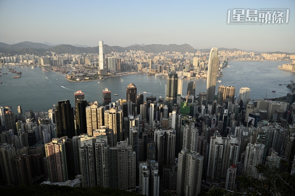 孫東強調，香港目標不僅是滿足本地或大灣區發展，更立志成為整個區域的人工智能算力樞紐。