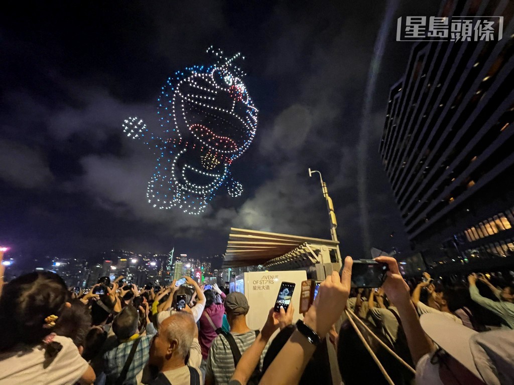 本周六(20日)晚上7時30分於尖東上空舉辦第二場無人機匯演。資料圖片 本周六(20日)晚上7時30分於尖東上空舉辦第二場無人機匯演。資料圖片