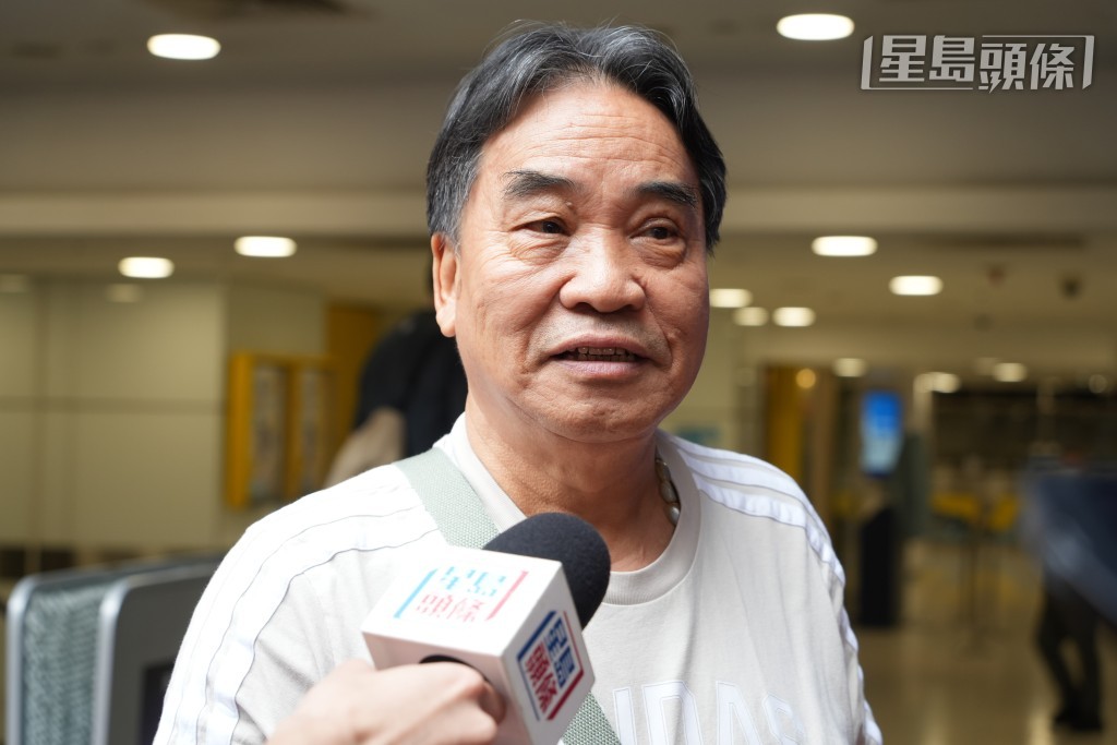退休人士區先生以140元購買電腦飛,坦言受1億元金多寶獎金吸引,若中獎會「四處玩,享受一下」。 退休人士區先生以140元購買電腦飛,坦言受1億元金多寶獎金吸引,若中獎會「四處玩,享受一下」。