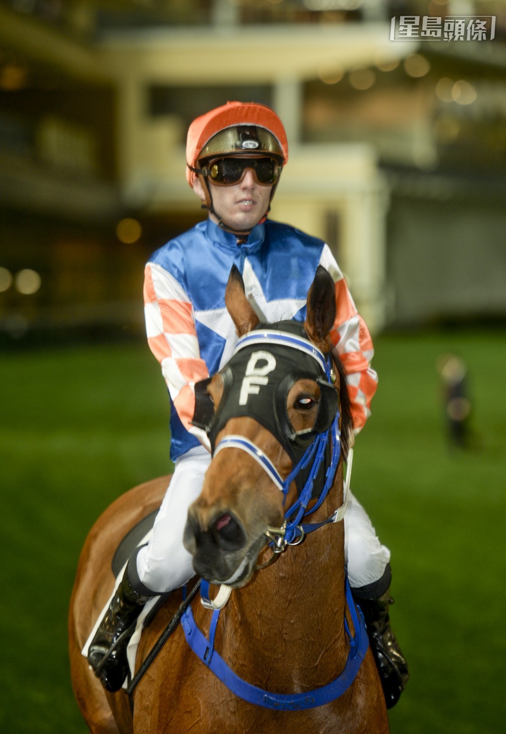 年前因牽涉一宗性侵案的前法國冠軍騎師布達德 (圖)，目前只能夠在卡塔爾策騎出賽，他已落實策騎「遠飛標槍」出戰。