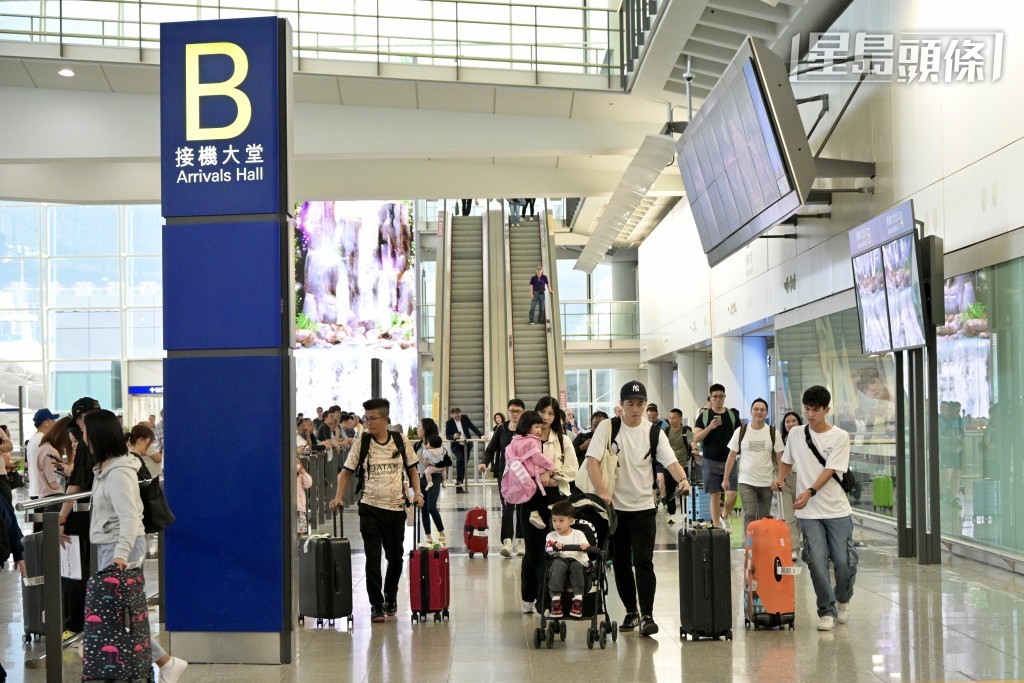 機管局預料能進一步提升香港國際機場的航空交通量及旅客量。資料圖片