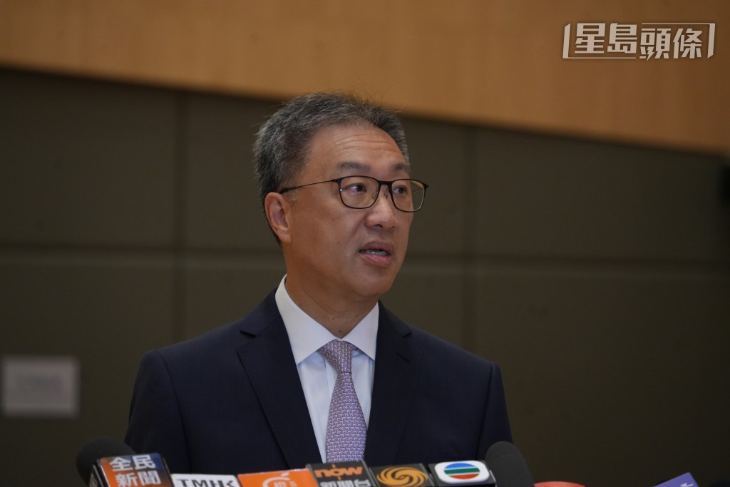 选管会主席陆启康。吴艳玲摄
