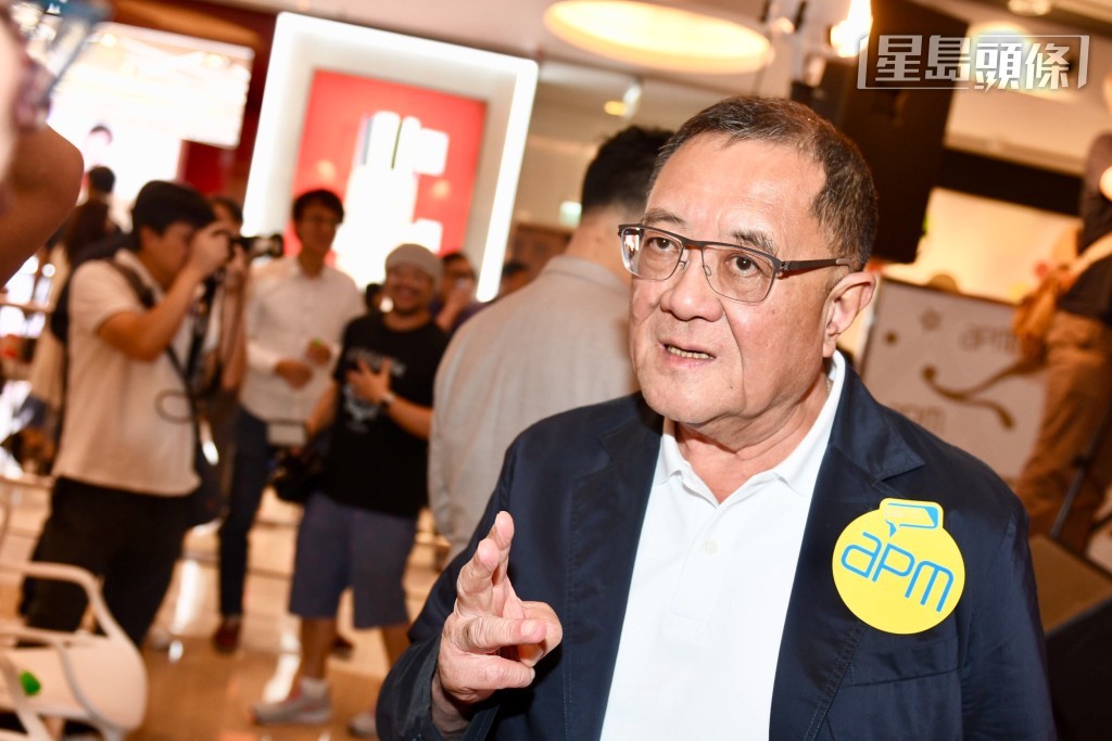 「勇士」系馬主梁孔德（圖）是香港足球總會前任主席。