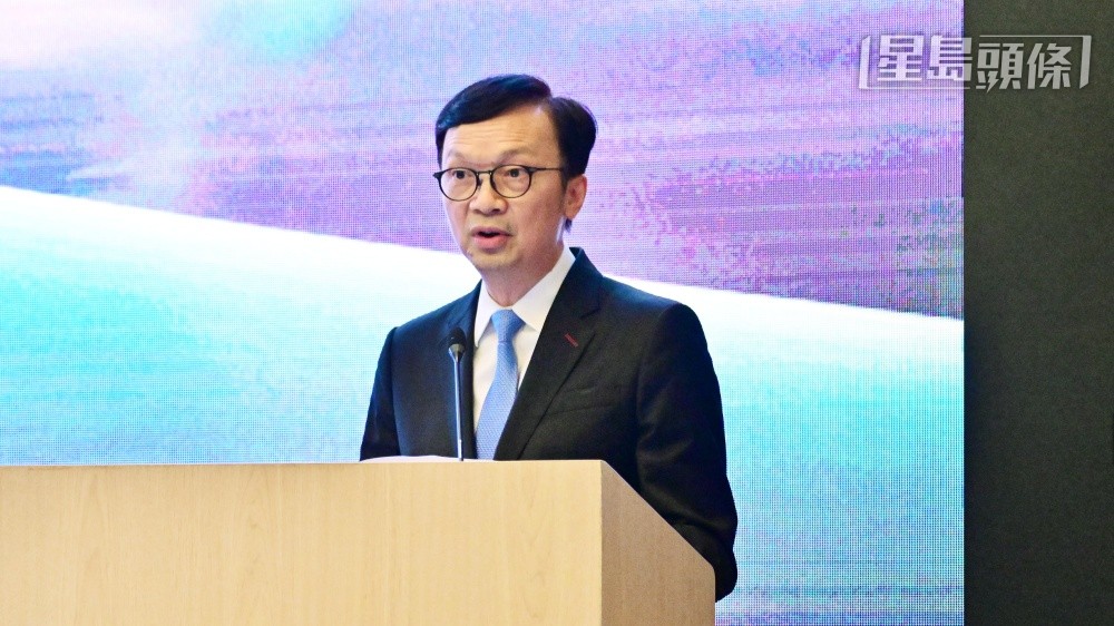 廖振新表示在法例條文之中,並沒有訂明某一地區的標準,而是訂明客觀的車輛構造標準。資料圖片 廖振新表示在法例條文之中,並沒有訂明某一地區的標準,而是訂明客觀的車輛構造標準。資料圖片