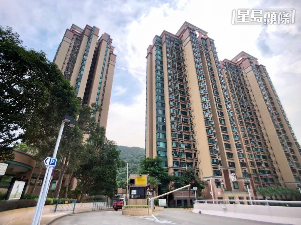 晓峰园曾录得两宗基孔肯尼亚热输入个案,患者为一对父子。 晓峰园曾录得两宗基孔肯尼亚热输入个案,患者为一对父子。