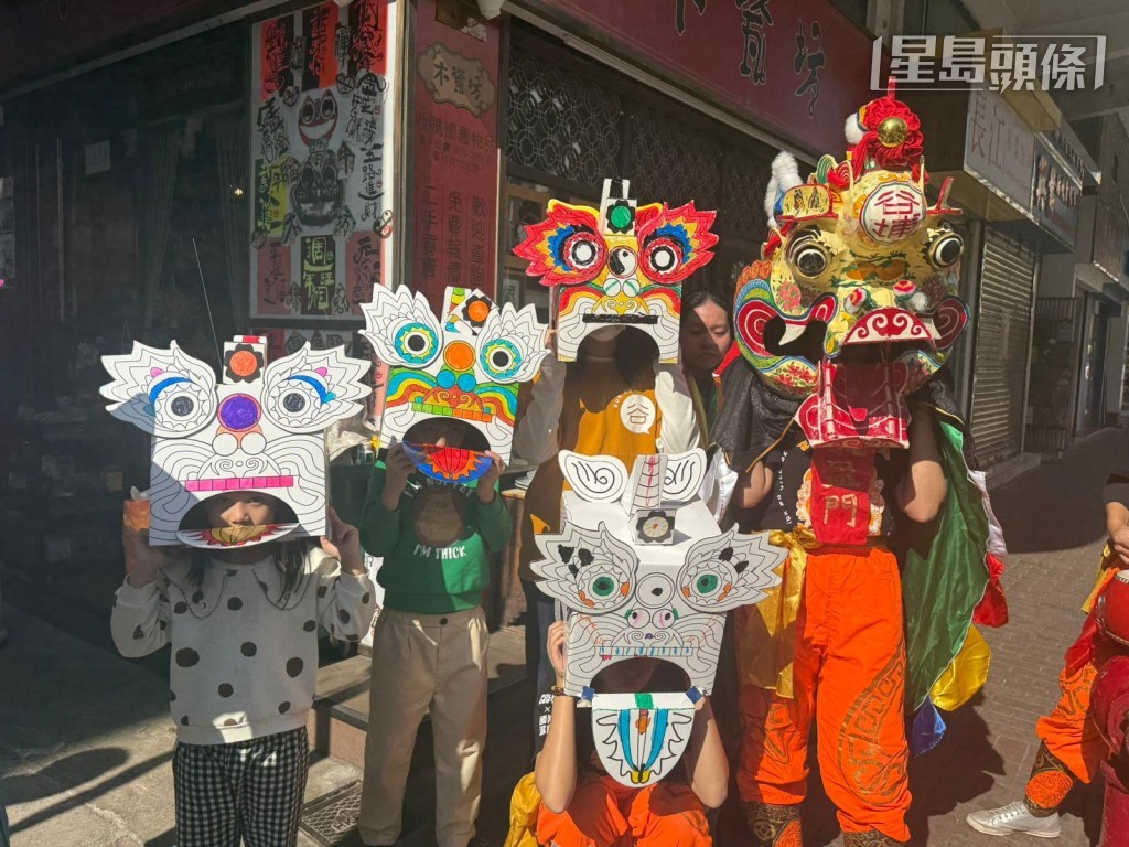 開幕禮除有谷埔村的麒麟隊表演外，亦有來自南昌客廳的「小麒麟」，由5位小朋友戴着自製的麒麟帽遊走街頭。