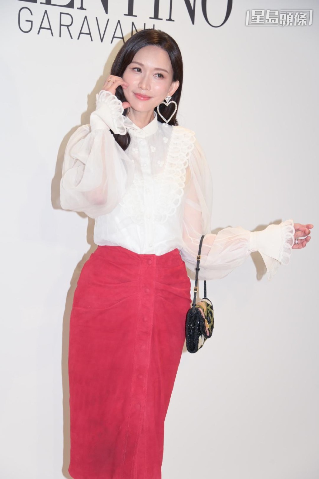 Chiling已升呢人妻及人母。