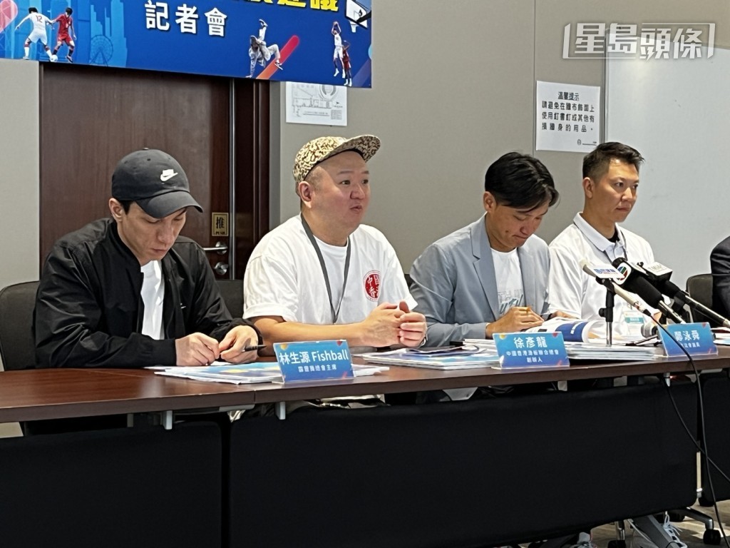 霹靂舞總會主席 Fishball 林生源（左一）、中國香港滑板聯合總會創辦人徐彥龍（左二）、立法會議員鄭泳舜（右二）、FIBA 3×3 籃球香港大師賽代表黃耀建（右一）。黃子龍攝