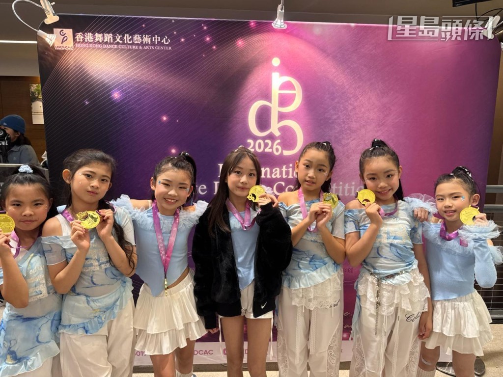 Hana girls奪團體賽金牌。