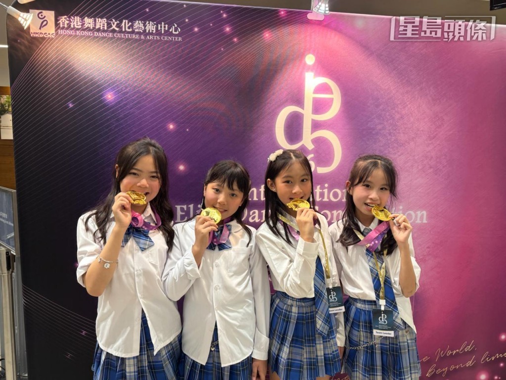 徐榮女兒「包包」徐心怡(左1)是Mini Blackpink成員。
