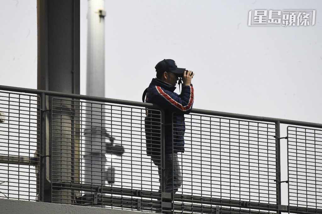 罗富全在烽火台吼到实，十分紧张，动态积极，为周日之战做好准备。