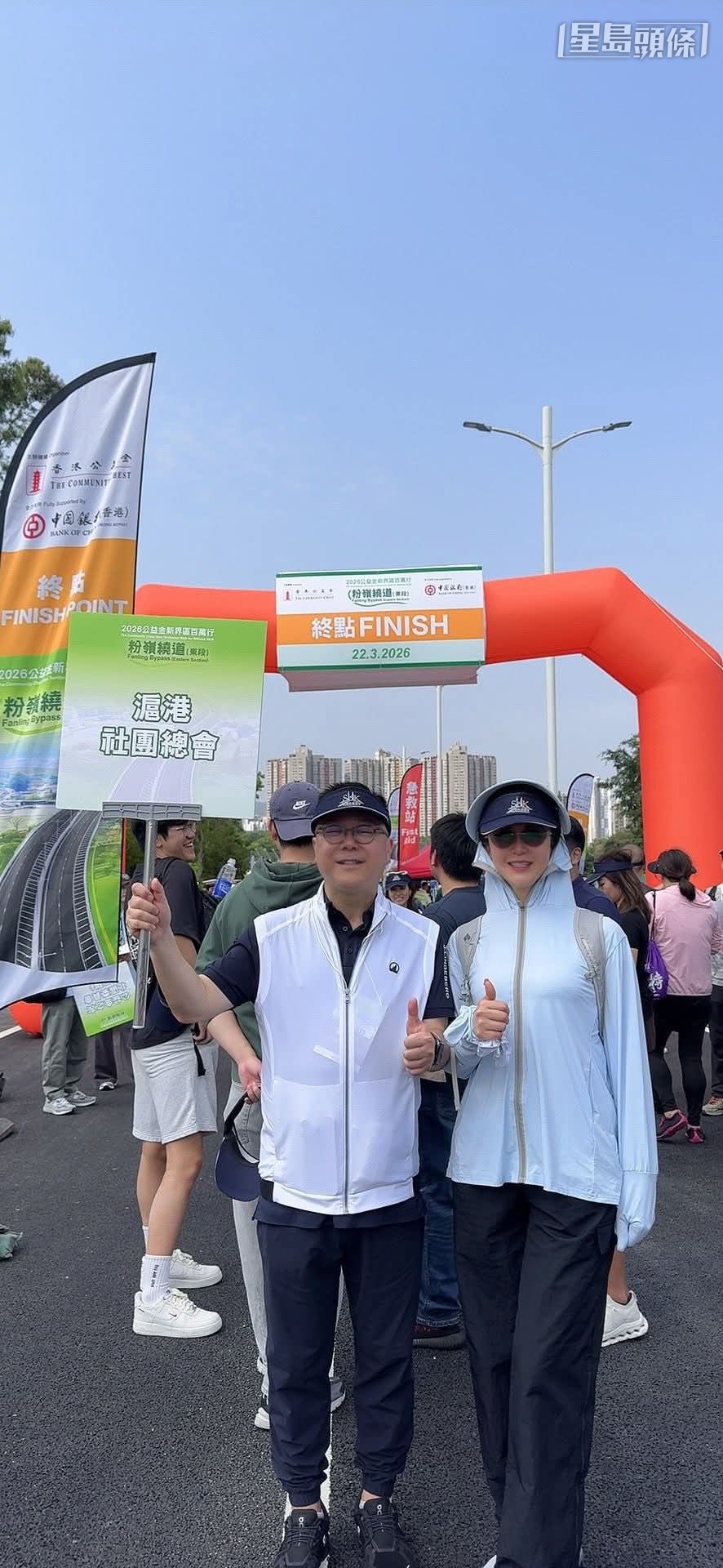 林建康和太太黃寧艷目前養有「勇敢巨星」及「勇敢孖寶」，兩人善心滿滿，或可把幸運帶給兩匹愛駒。