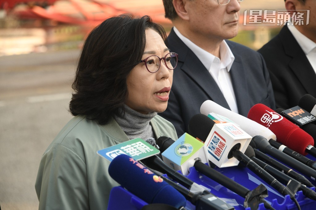 民政及青年事務局局長麥美娟。