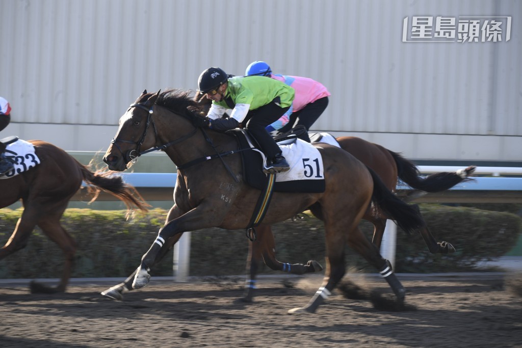 艾兆禮表示「大千絕塵」(圖) 今次續負輕磅，足以取得更佳名次。