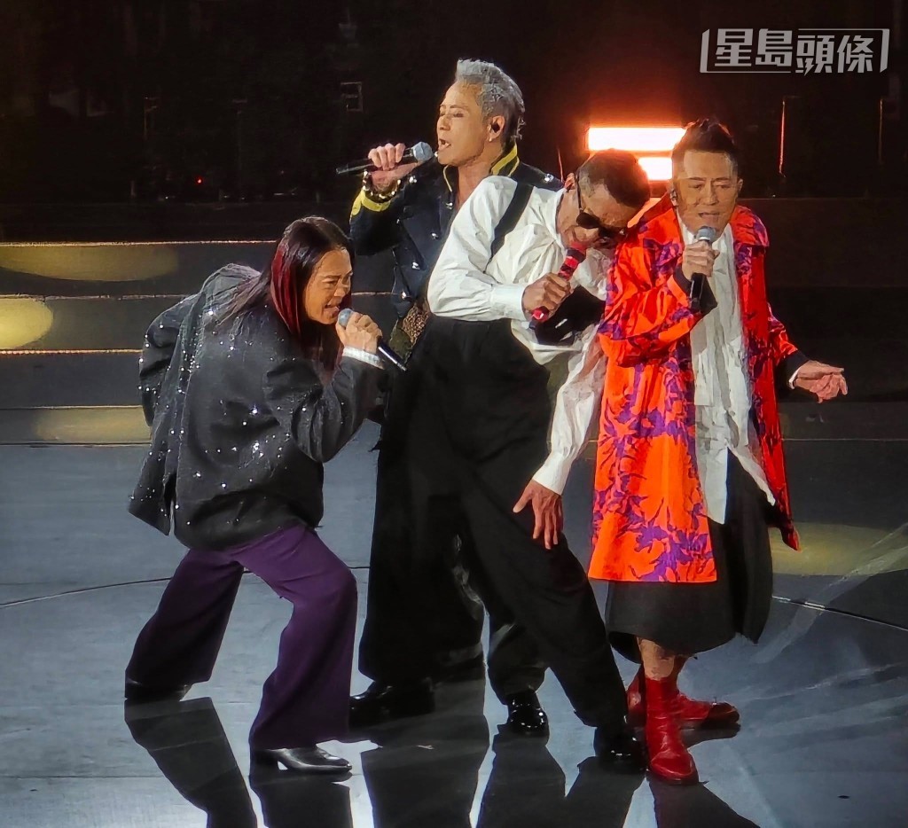 古天乐于尾场邀请多位重量级嘉宾,包括草蜢 (图) 和古巨基等亦惊喜现身,成为近日娱乐圈的热门话题。 古天乐于尾场邀请多位重量级嘉宾,包括草蜢 (图) 和古巨基等亦惊喜现身,成为近日娱乐圈的热门话题。