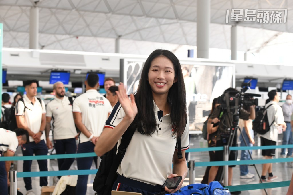 中國香港代表團出發前往杭州。圖為重劍女將江旻憓。（何健勇攝）