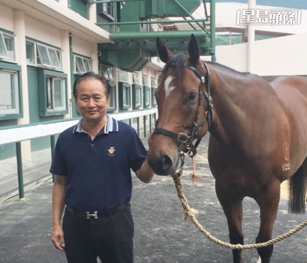 曾炳威 (圖) 表示和賀賢都幾夾，例如「威力奔騰」、「勤德兼備」在賀賢的訓練下分別取得六捷及七捷，成績非常好。