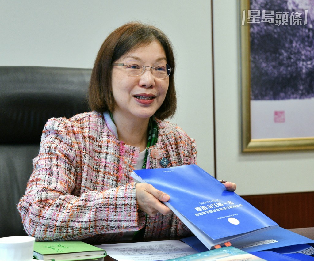 谢小华强调，一个地方的发展规划不应频繁变动，否则市场、投资者等就会失去信心。何健勇摄