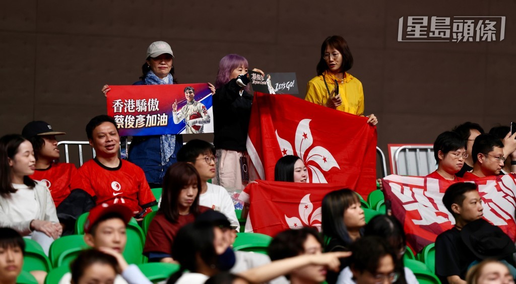 蔡俊彥取得男子花劍個人賽銀牌。徐嘉華攝 蔡俊彥取得男子花劍個人賽銀牌。徐嘉華攝