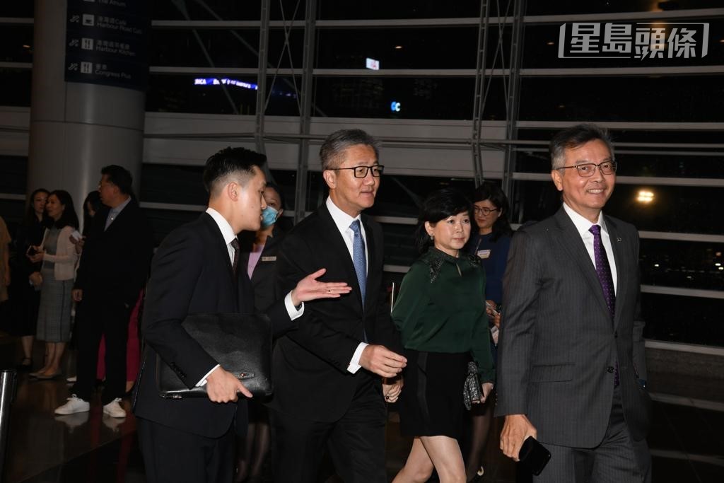 警务处处长萧泽颐亦有出席。何健勇摄