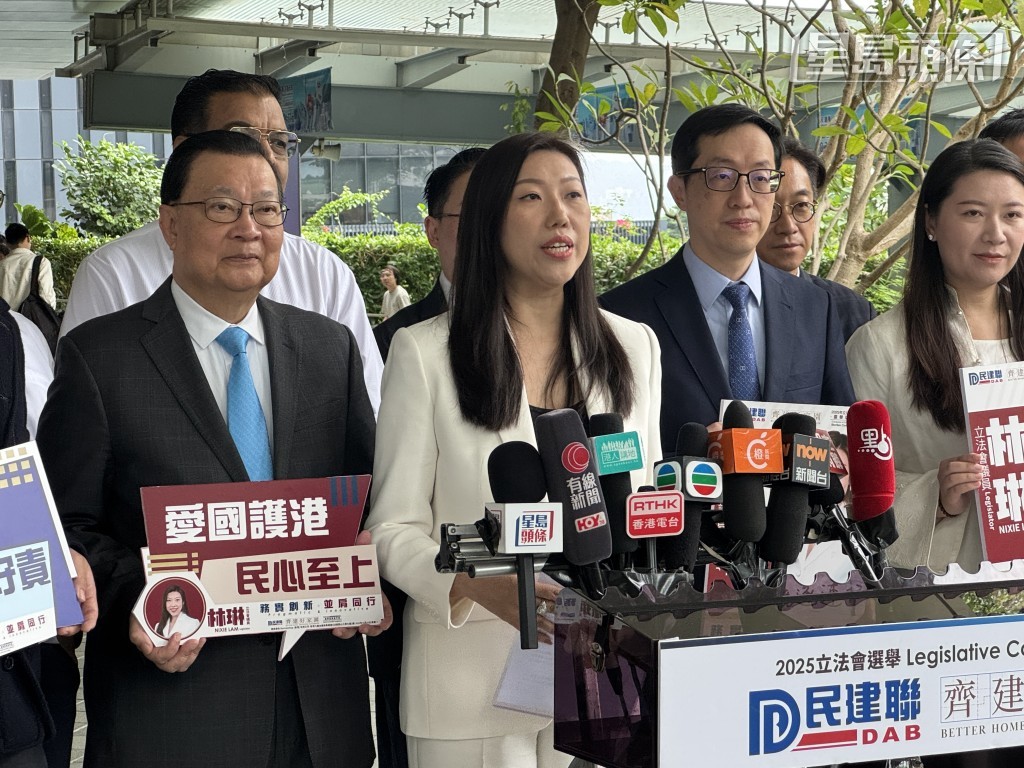 她指會在立法會推動「清真認證」,以發展高端餐飲市場。 她指會在立法會推動「清真認證」,以發展高端餐飲市場。