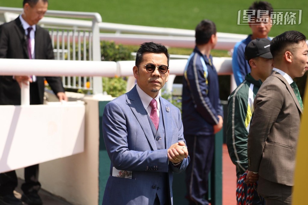 小組今天聽取了「紫荊盛勢」的練馬師羅富全 (圖)、獸醫事務部主管（規管、福利及生物安全政策）方貝生醫生、賽事化驗所主管何毅雯博士，以及羅富全的助理練馬師盧百淇的證供。