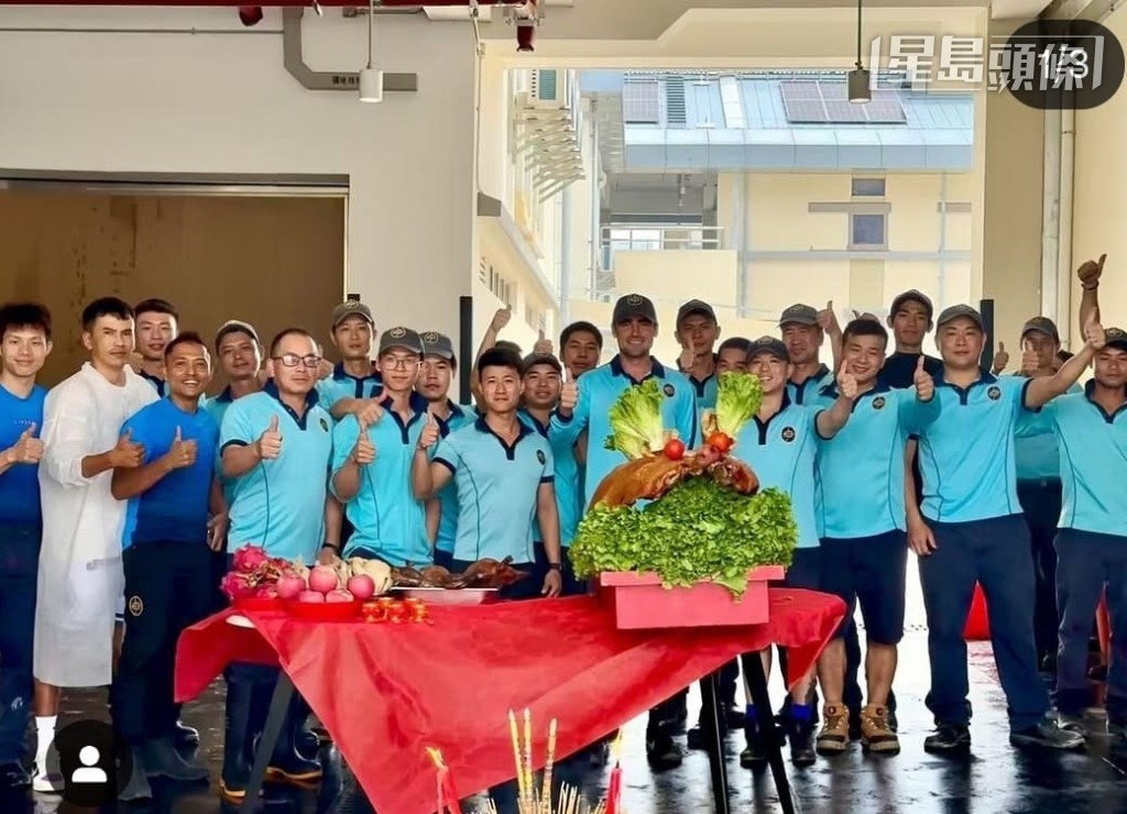 游達榮力讚從化員工很幫得手,他希望新一季在兵源更充足下,馬房有更佳成績,再闖高峰。 游達榮力讚從化員工很幫得手,他希望新一季在兵源更充足下,馬房有更佳成績,再闖高峰。