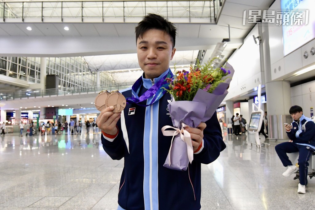 洪晧崴亦特别感谢教练、前香港代表叶静怡。杨骏尧摄 洪晧崴亦特别感谢教练、前香港代表叶静怡。杨骏尧摄