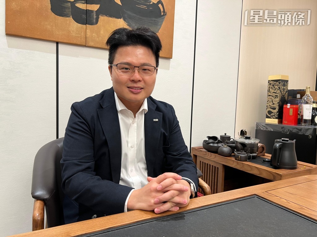 資深保險界人士李尚仁表示,近期港元拆息回落,保費融資大受高資產值的客戶歡迎。 資深保險界人士李尚仁表示,近期港元拆息回落,保費融資大受高資產值的客戶歡迎。