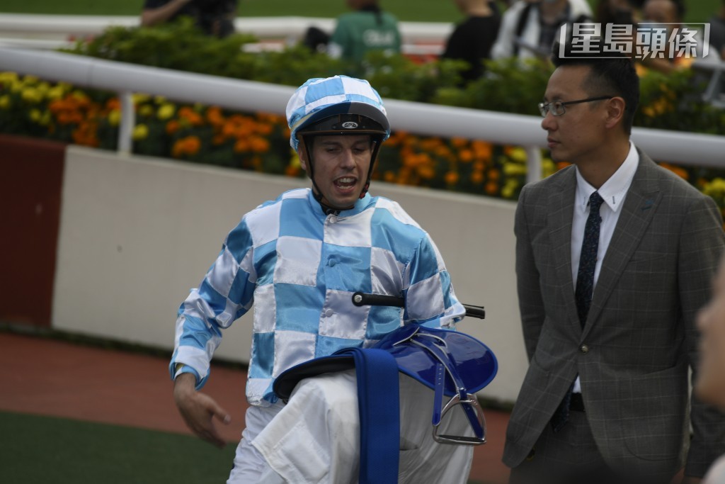 意大利騎師杜滿樂暫以107場頭馬領先。