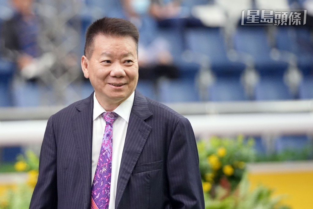 文家良期待「自強不息」能為中國香港爭光。