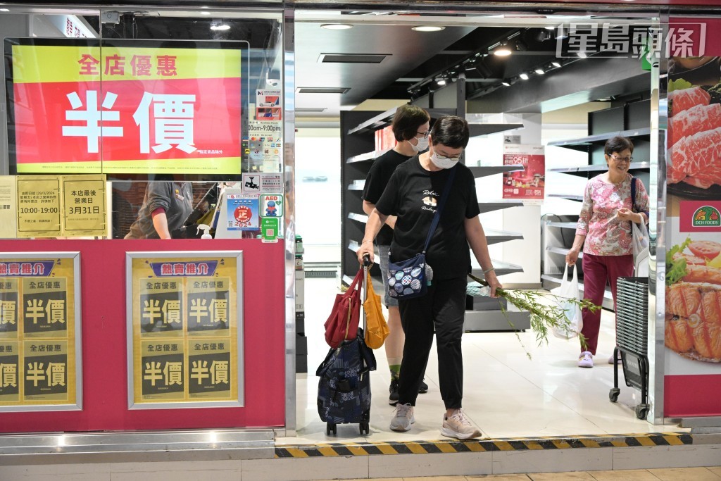 拥有39年历史的大昌食品市场将于明日(4月1日)结束营运,关闭28间食品零售店舖。苏正谦摄 拥有39年历史的大昌食品市场将于明日(4月1日)结束营运,关闭28间食品零售店舖。苏正谦摄