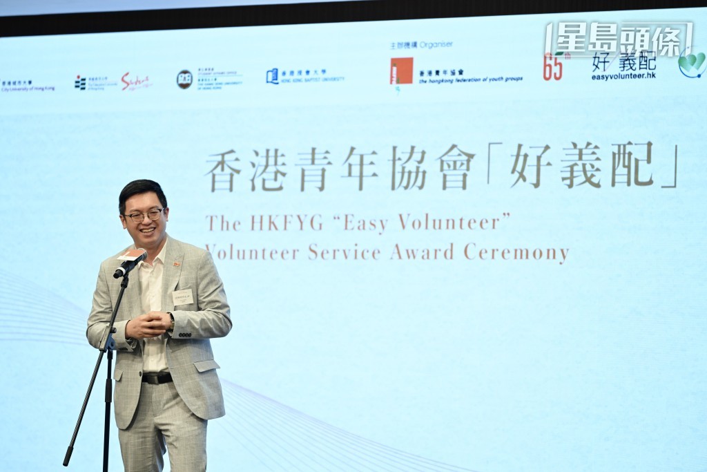 何啟明指女童的學校社工正跟進事件。 何啟明指女童的學校社工正跟進事件。