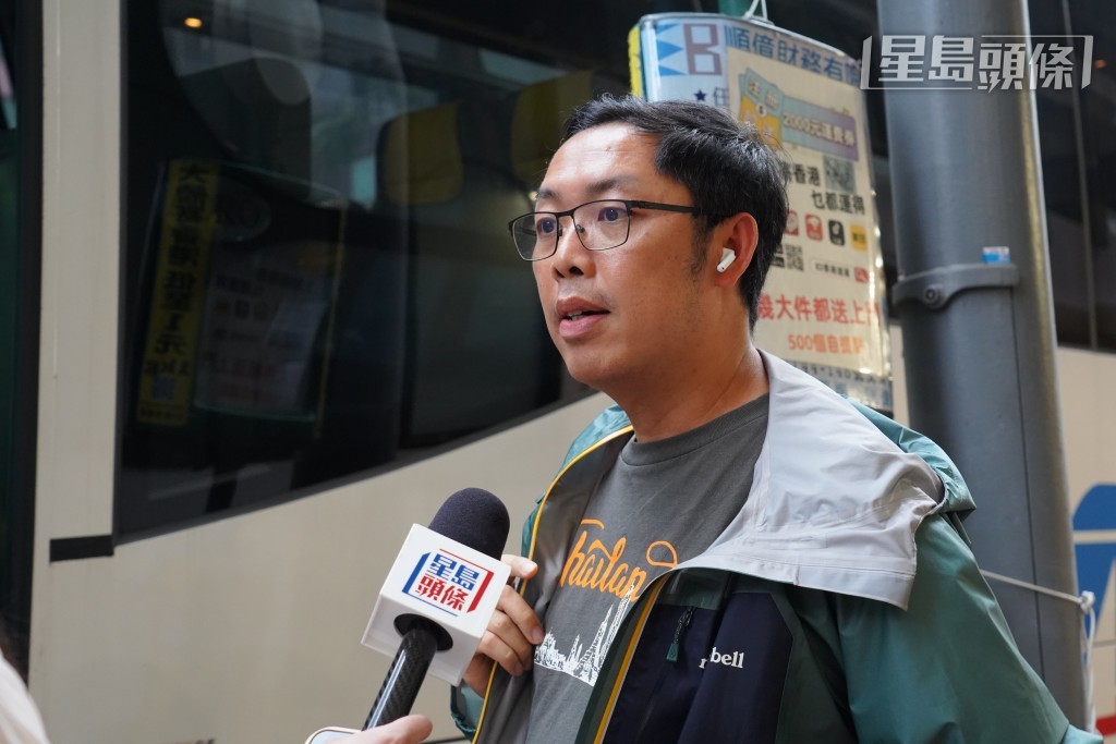 乘客馮先生表示，早上縮減班次對上班影響較大，「如果無啦啦無咗班車，要等好耐。」