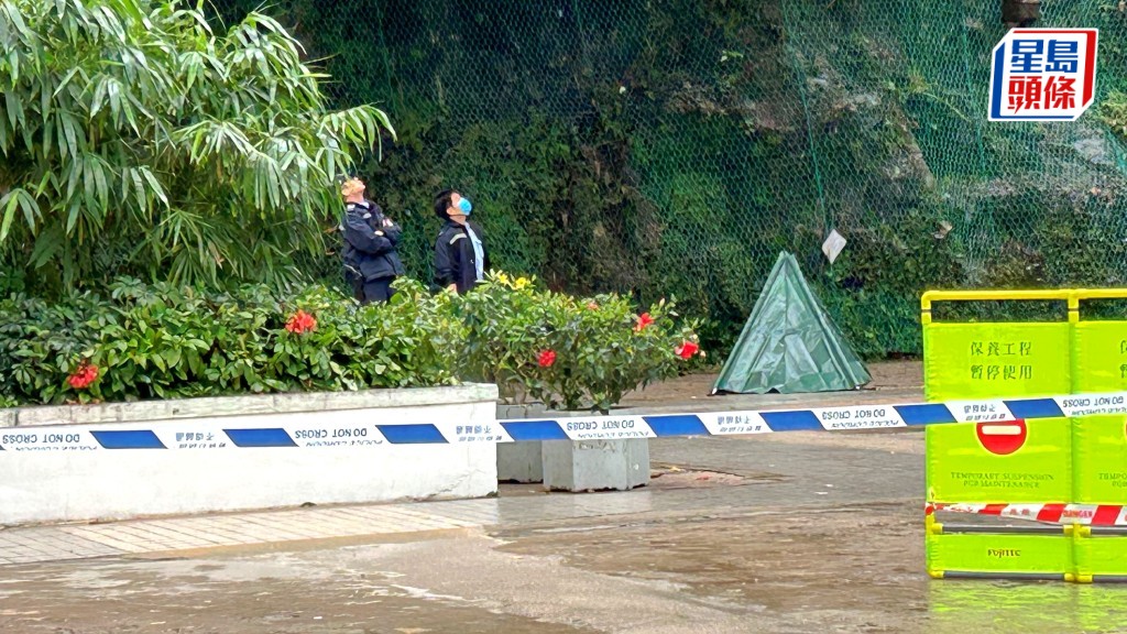 男子當場死亡，警員到場調查。蔡楚輝攝