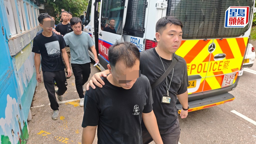 西貢現10多名可疑人 警截獲8人 疑與私煙案件有關