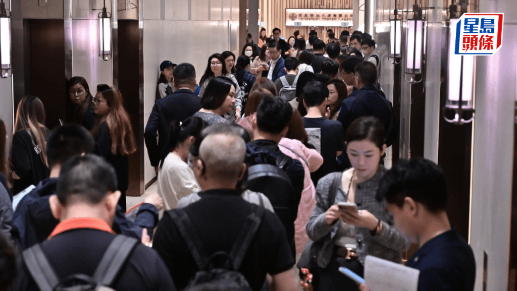 壹沐2期首轮售150伙 大批准买家到场拣楼