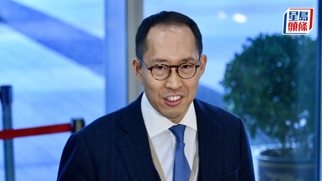 信和集團主席黃永光今日(30日)向員工發信,呼籲踴躍投票。