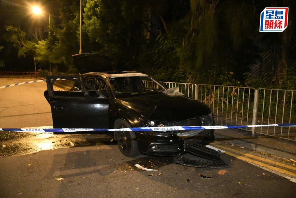 青衣一輛停泊路邊的私家車起火,警方列縱火案調查。