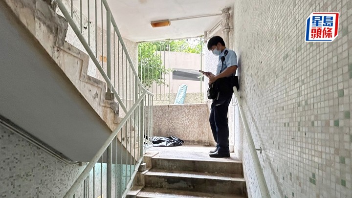 康盈苑女子墮樓死亡。蔡楚輝攝