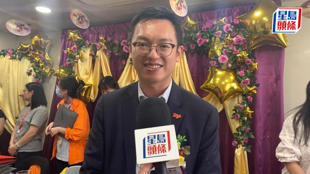 何启明指再培训局课程检讨即将出炉。常彧璠摄 