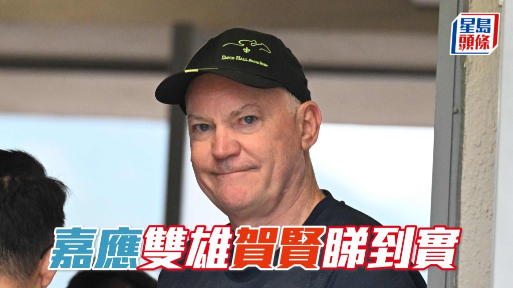 今朝「嘉應奇兵」及「嘉應駿昇」出跳期間，賀賢也舉鏡一併睇到實。