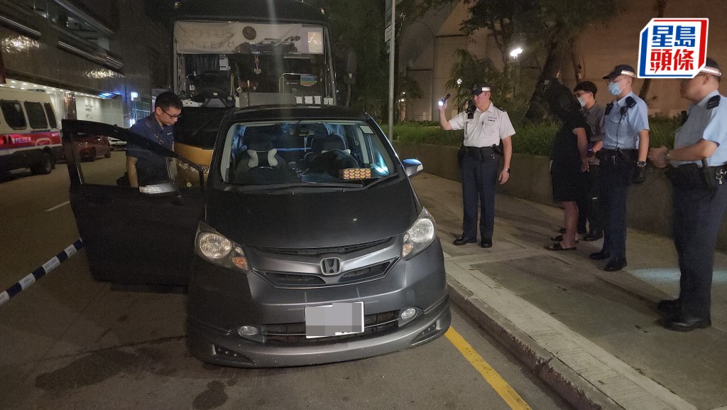 警方在荃灣截獲「毒品快餐車」。黎志偉攝