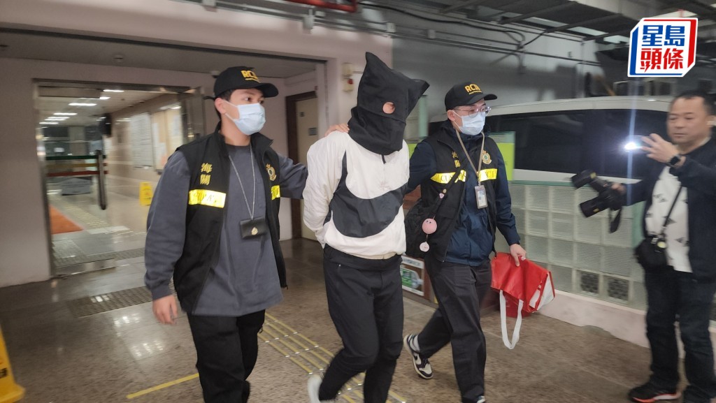 海關上水拘捕一名男子。黎志偉攝