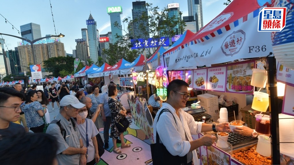 灣仔市集今日踏入最後一日，有檔主指生意較預期多4成，希望政府聖誕新年再辦。資料圖片