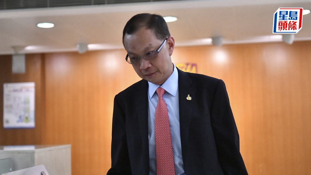 中大校董會日前通過即時解僱吳樹培(圖),據了解他目前正尋求法律意見。資料圖片