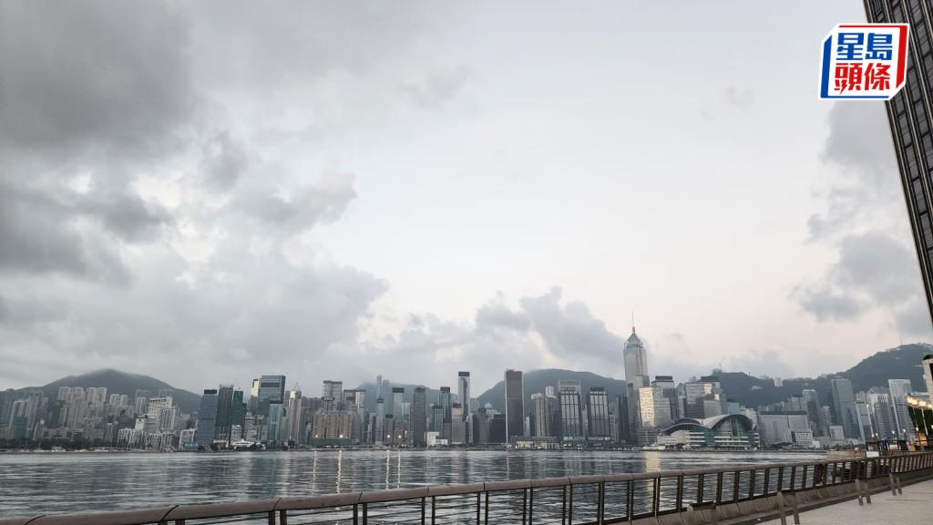 黎志伟摄
